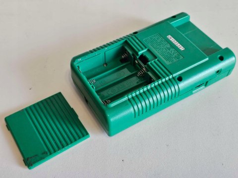 KONSOLA NINTENDO GAME BOY + ZESTAW GIER PO JAPOŃSKU KONSOLA NINTENDO GAME BOY + ZESTAW GIER PO JAPOŃSKU
