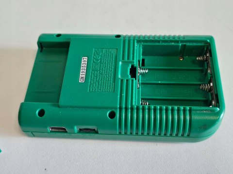 KONSOLA NINTENDO GAME BOY + ZESTAW GIER PO JAPOŃSKU KONSOLA NINTENDO GAME BOY + ZESTAW GIER PO JAPOŃSKU