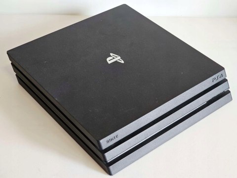 KONSOLA SONY PLAYSTATION 4 PRO 1TB BEZ PADA KONSOLA SONY PLAYSTATION 4 PRO 1TB BEZ PADA