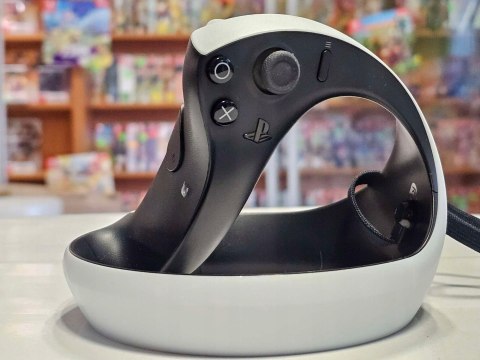 ZADBANE GOGLE SONY PLAYSTATION VR2 PS5 + KONTROLERY + ŁADOWARKA ZADBANE GOGLE SONY PLAYSTATION VR2 PS5 + KONTROLERY + ŁADOWARKA