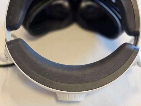 ZADBANE GOGLE SONY PLAYSTATION VR2 PS5 + KONTROLERY + ŁADOWARKA ZADBANE GOGLE SONY PLAYSTATION VR2 PS5 + KONTROLERY + ŁADOWARKA