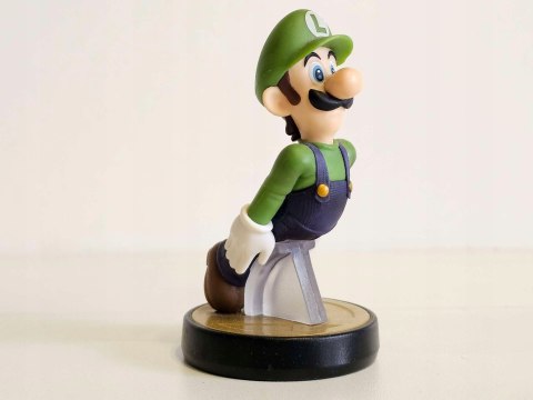 FIGURKA AMIIBO SUPER SMASH BROS - LUIGI No.15 [NINTENDO]