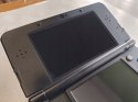 KONSOLA NEW NINTENDO 3DS CZARNA + POKEMON COVER PLATE + ŁADOWARKA