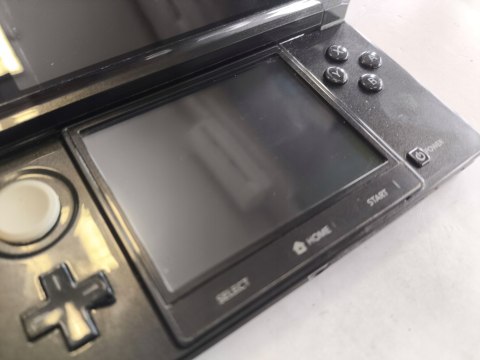 KONSOLA NINTENDO 3DS CZARNA + 14 GIER + ŁADOWARKA KONSOLA NINTENDO 3DS CZARNA + 14 GIER + ŁADOWARKA