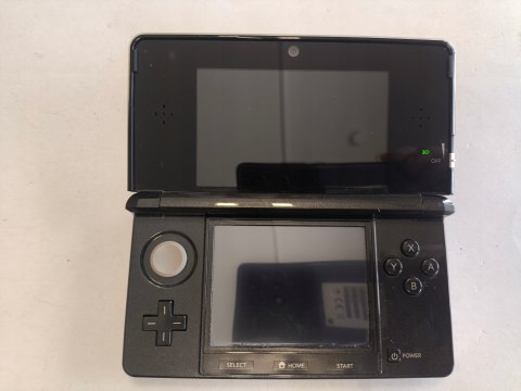 KONSOLA NINTENDO 3DS CZARNA + ETUI + USB + RYSIK KONSOLA NINTENDO 3DS CZARNA + ETUI + USB + RYSIK