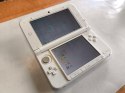 KONSOLA NINTENDO 3DS XL BIAŁA + RYSIK + ETUI + KARTA PAMIĘCI + ŁADOWARKA