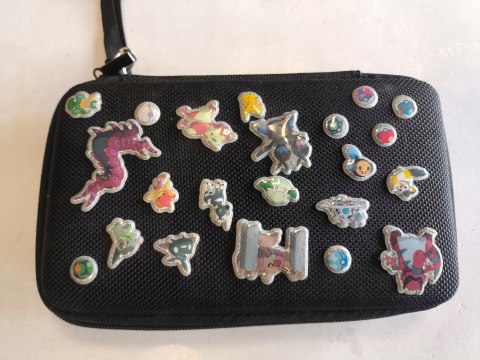 KONSOLA NINTENDO 3DS XL BIAŁA + RYSIK + ETUI + KARTA PAMIĘCI + ŁADOWARKA KONSOLA NINTENDO 3DS XL BIAŁA + RYSIK + ETUI + KARTA PAMIĘCI + ŁADOWARKA