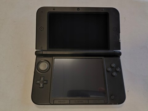 KONSOLA NINTENDO 3DS XL NIEBIESKA + ŁADOWARKA KONSOLA NINTENDO 3DS XL NIEBIESKA + ŁADOWARKA