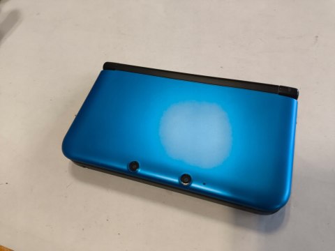 KONSOLA NINTENDO 3DS XL NIEBIESKA + ŁADOWARKA KONSOLA NINTENDO 3DS XL NIEBIESKA + ŁADOWARKA