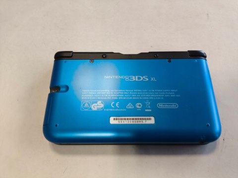 KONSOLA NINTENDO 3DS XL NIEBIESKA + ŁADOWARKA KONSOLA NINTENDO 3DS XL NIEBIESKA + ŁADOWARKA