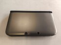 KONSOLA NINTENDO 3DS XL SREBRNO-CZARNA + RYSIK + MARIO KART 7