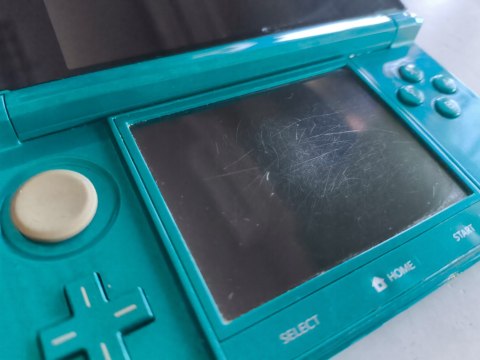 KONSOLA NINTENDO 3DS NIEBIESKA + USB + KARTA PAMIĘCI + RYSIK KONSOLA NINTENDO 3DS NIEBIESKA + USB + KARTA PAMIĘCI + RYSIK