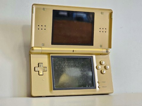 KONSOLA NINTENDO DS LITE - USZKODZONY KONSOLA NINTENDO DS LITE - USZKODZONY