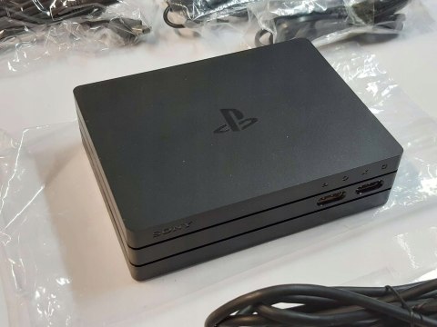 PLAYSTATION VR ZVR2 PS4 + KAMERA V2 + 2x KONTROLER RUCHU MOVE PLAYSTATION VR ZVR2 PS4 + KAMERA V2 + 2x KONTROLER RUCHU MOVE