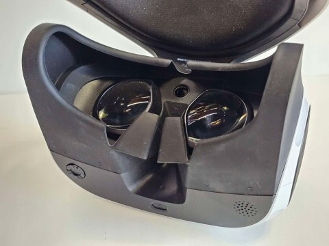 GOGLE SONY PLAYSTATION VR V2 PS4 + KAMERA V2 + 2x MOVE + 3 GRY GOGLE SONY PLAYSTATION VR V2 PS4 + KAMERA V2 + 2x MOVE + 3 GRY