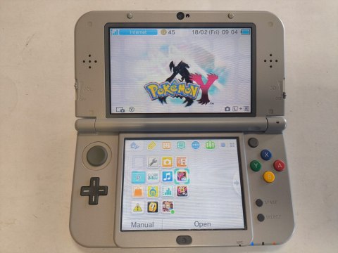 KONSOLA NEW NINTENDO 3DS XL SNES EDITION + 2 GRY POKEMON + RYSIK + USB KONSOLA NEW NINTENDO 3DS XL SNES EDITION + 2 GRY POKEMON + RYSIK + USB