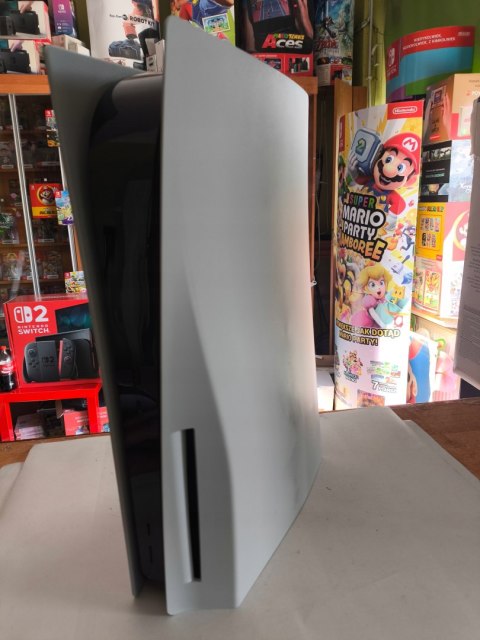KONSOLA SONY PLAYSTATION 5 825GB SSD 1016A + DODATKOWY DYSK 1TB SSD KONSOLA SONY PLAYSTATION 5 825GB SSD 1016A + DODATKOWY DYSK 1TB SSD