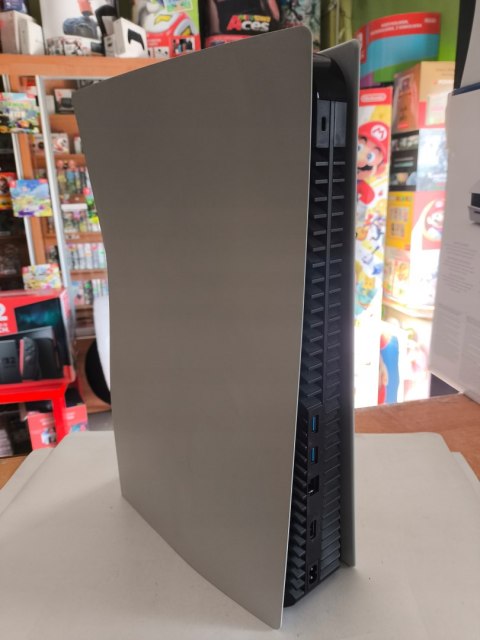 KONSOLA SONY PLAYSTATION 5 825GB SSD 1016A + DODATKOWY DYSK 1TB SSD KONSOLA SONY PLAYSTATION 5 825GB SSD 1016A + DODATKOWY DYSK 1TB SSD