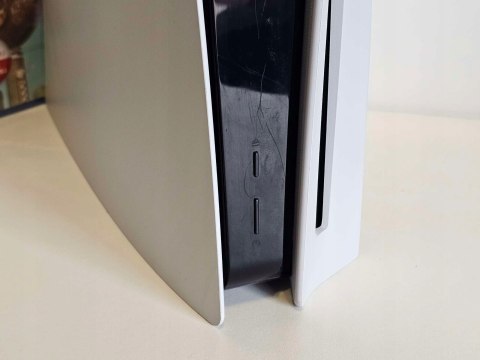 KONSOLA SONY PLAYSTATION 5 825GB Z NAPĘDEM BLU-RAY + PAD + 6 GIER KONSOLA SONY PLAYSTATION 5 825GB Z NAPĘDEM BLU-RAY + PAD + 6 GIER