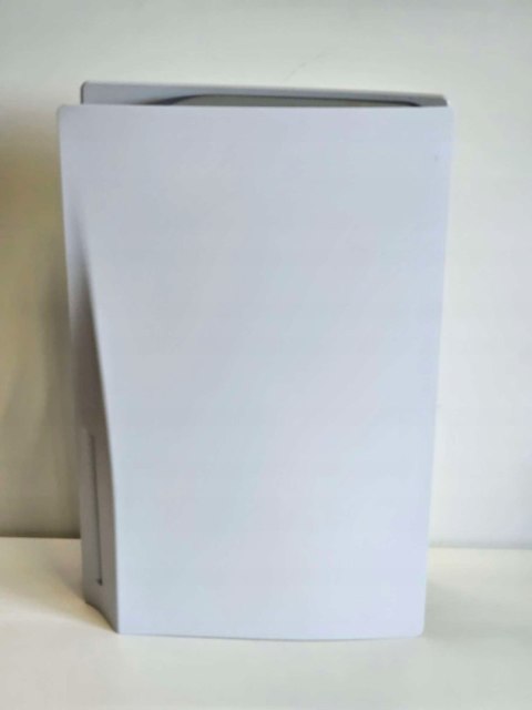 KONSOLA SONY PLAYSTATION 5 825GB Z NAPĘDEM BLU-RAY + PAD + 6 GIER KONSOLA SONY PLAYSTATION 5 825GB Z NAPĘDEM BLU-RAY + PAD + 6 GIER