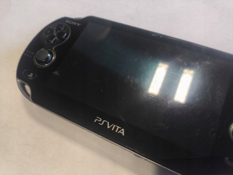 KONSOLA SONY PS VITA OLED WI-FI + KARTA 8GB + GRA + USB + ETUI KONSOLA SONY PS VITA OLED WI-FI + KARTA 8GB + GRA + USB + ETUI
