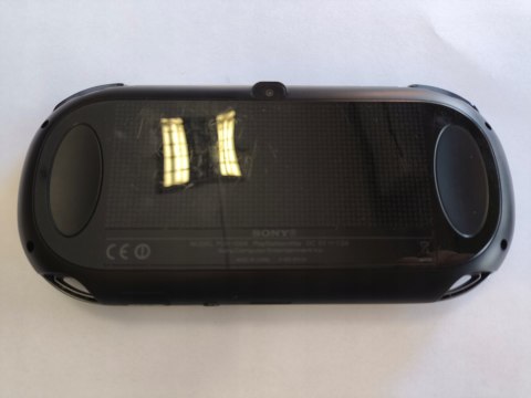 KONSOLA SONY PS VITA OLED WI-FI + KARTA 8GB + ŁADOWARKA KONSOLA SONY PS VITA OLED WI-FI + KARTA 8GB + ŁADOWARKA
