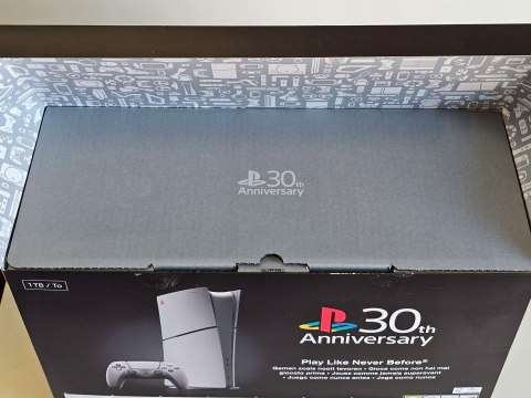 NOWA KONSOLA SONY PLAYSTATION 5 SLIM 1TB 30TH EDYCJA LIMITOWANA NOWA KONSOLA SONY PLAYSTATION 5 SLIM 1TB 30TH EDYCJA LIMITOWANA