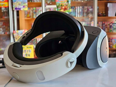 ZESTAW GOGLE PLAYSTATION VR V2 PS4 + KAMERA V2 + 2x MOVE + ŁADOWARKA + GRY ZESTAW GOGLE PLAYSTATION VR V2 PS4 + KAMERA V2 + 2x MOVE + ŁADOWARKA + GRY