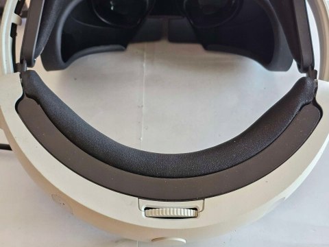 ZESTAW GOGLE PLAYSTATION VR V2 PS4 + KAMERA V2 + 2x MOVE + ŁADOWARKA + GRY ZESTAW GOGLE PLAYSTATION VR V2 PS4 + KAMERA V2 + 2x MOVE + ŁADOWARKA + GRY