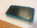 KONSOLA NEW NINTENDO 2DS XL NIEBIESKO-CZARNA + ŁADOWARKA + RYSIK