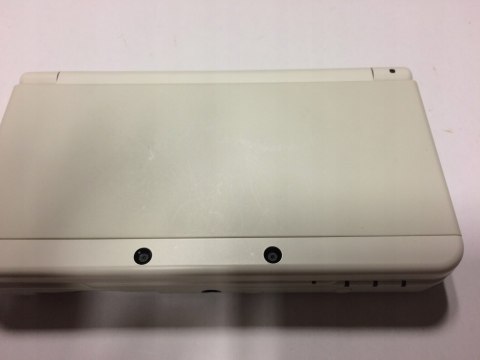 KONSOLA NEW NINTENDO 3DS BIAŁA + ŁADOWARKA + RYSIK