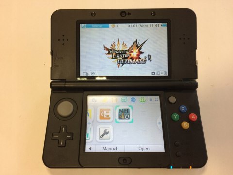 KONSOLA NEW NINTENDO 3DS CZARNA + ETUI + RYSIK + MONSTER HUNTER 4 ULTIMATE