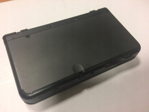 KONSOLA NEW NINTENDO 3DS CZARNA + KARTA PAMIĘCI + USB + PUDEŁKO