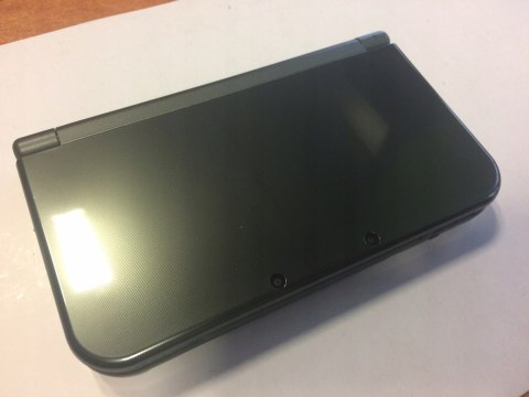 KONSOLA NEW NINTENDO 3DS XL CZARNA + POKEMON SUN + ETUI