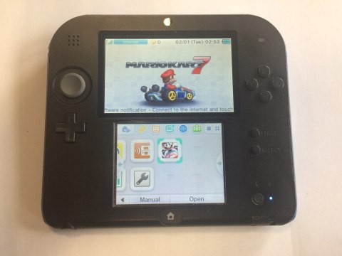 KONSOLA NINTENDO 2DS + RYSIK + USB + GRA MARIO KART 7
