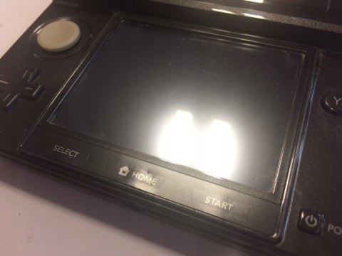 KONSOLA NINTENDO 3DS CZARNA + ŁADOWARKA + RYSIK + NEW SUPER MARIO BROS 2