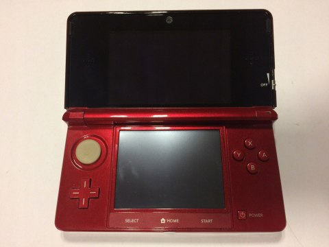 KONSOLA NINTENDO 3DS CZERWONA + ŁADOWARKA + ZELDA