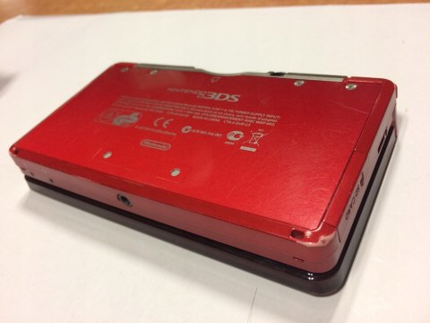 KONSOLA NINTENDO 3DS CZERWONA + ŁADOWARKA + ZELDA
