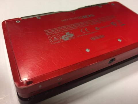 KONSOLA NINTENDO 3DS CZERWONA + ŁADOWARKA + ZELDA