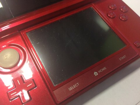 KONSOLA NINTENDO 3DS CZERWONA + ŁADOWARKA