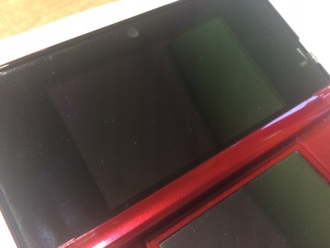 KONSOLA NINTENDO 3DS CZERWONA + ŁADOWARKA