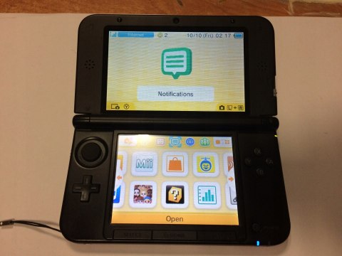 KONSOLA NINTENDO 3DS XL CZERWONA + RYSIK + KARTA PAMIĘCI + ŁADOWARKA