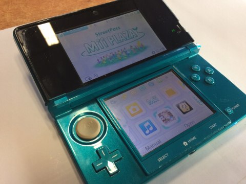 KONSOLA NINTENDO 3DS NIEBIESKA + ŁADOWARKA