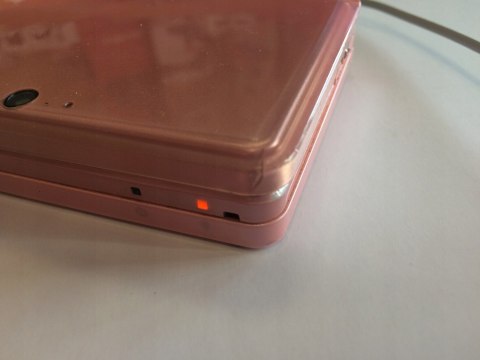 KONSOLA NINTENDO 3DS RÓŻOWA + ŁADOWARKA
