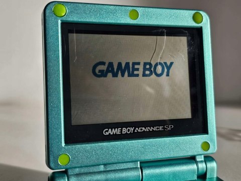 KONSOLA NINTENDO GAME BOY ADVANCE SP