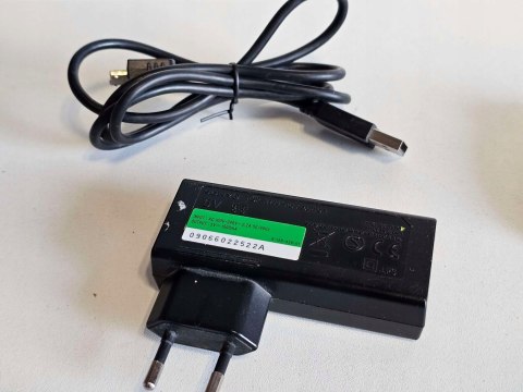 KONSOLA SONY PSP GO + ŁADOWARKA - W PEŁNI SPRAWNA