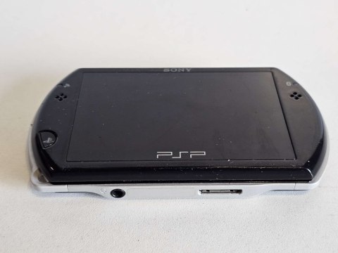 KONSOLA SONY PSP GO - W PEŁNI SPRAWNA
