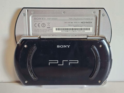 KONSOLA SONY PSP GO - W PEŁNI SPRAWNA