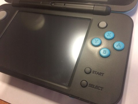 ZADBANA KONSOLA NEW NINTENDO 2DS XL NIEBIESKO-CZARNA + 2 GRY MARIO !