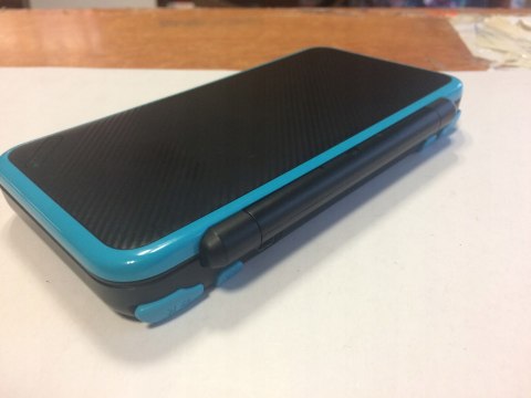 ZADBANA KONSOLA NEW NINTENDO 2DS XL NIEBIESKO-CZARNA + 2 GRY MARIO !